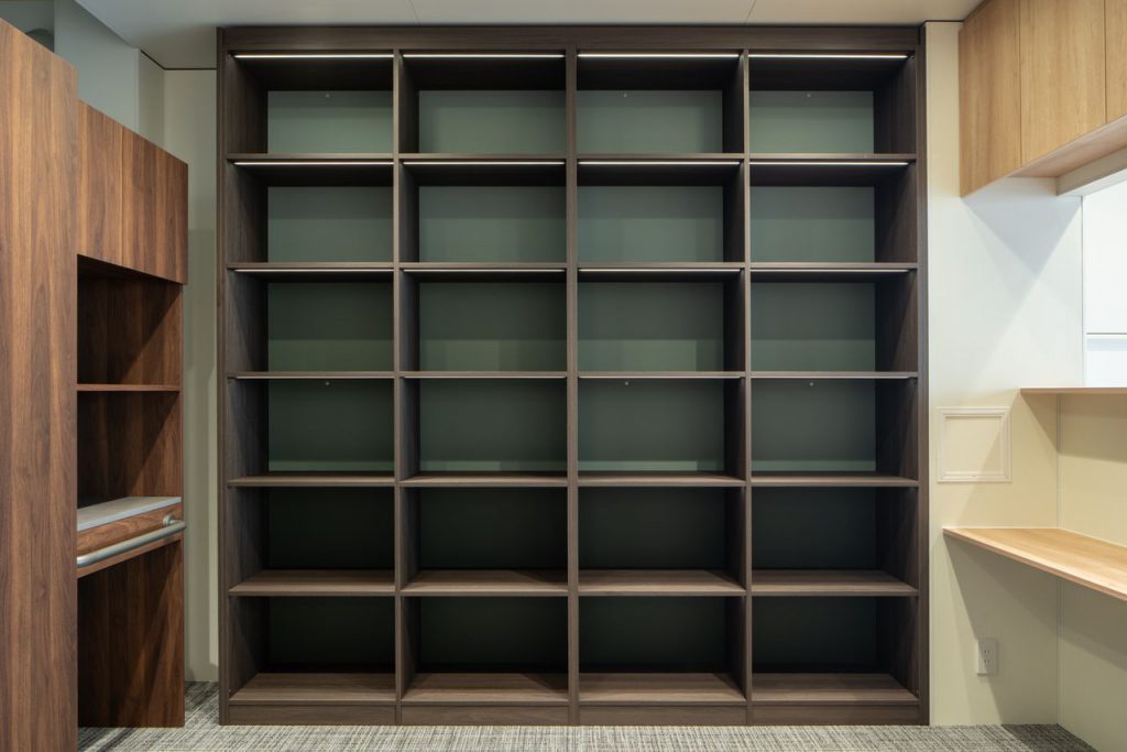 063 TAJ03962 本棚_ToLoLo