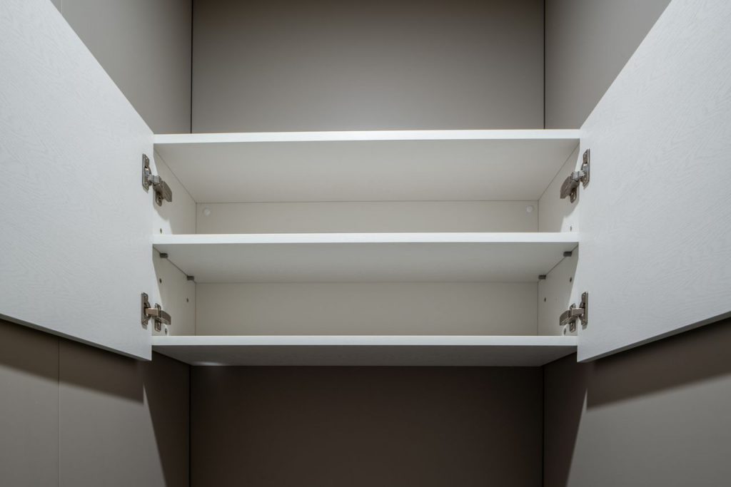 132 TAJ03911 吊戸棚_ToLoLo