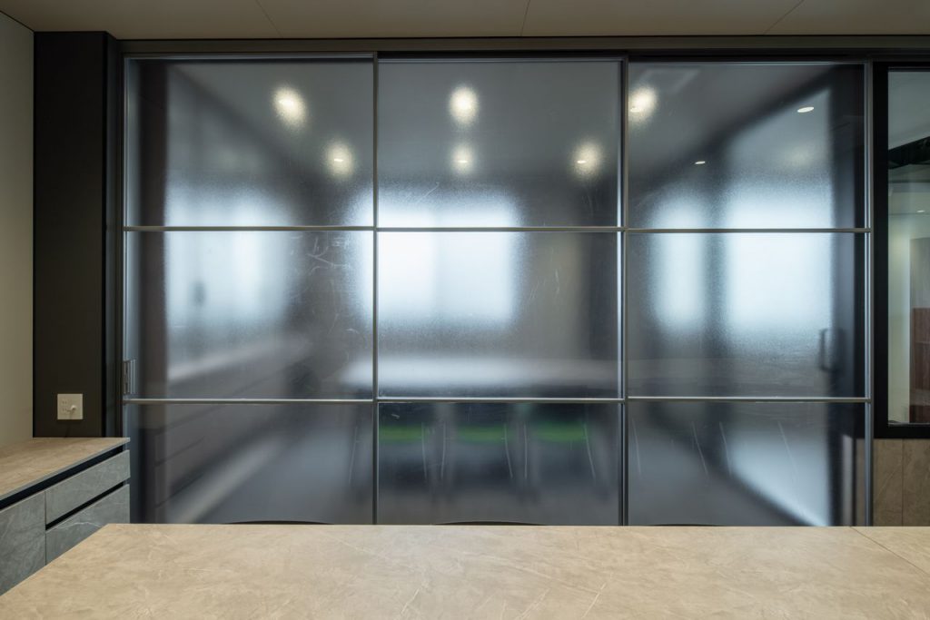 084 TAJ03785 3枚引戸_ToLoLo