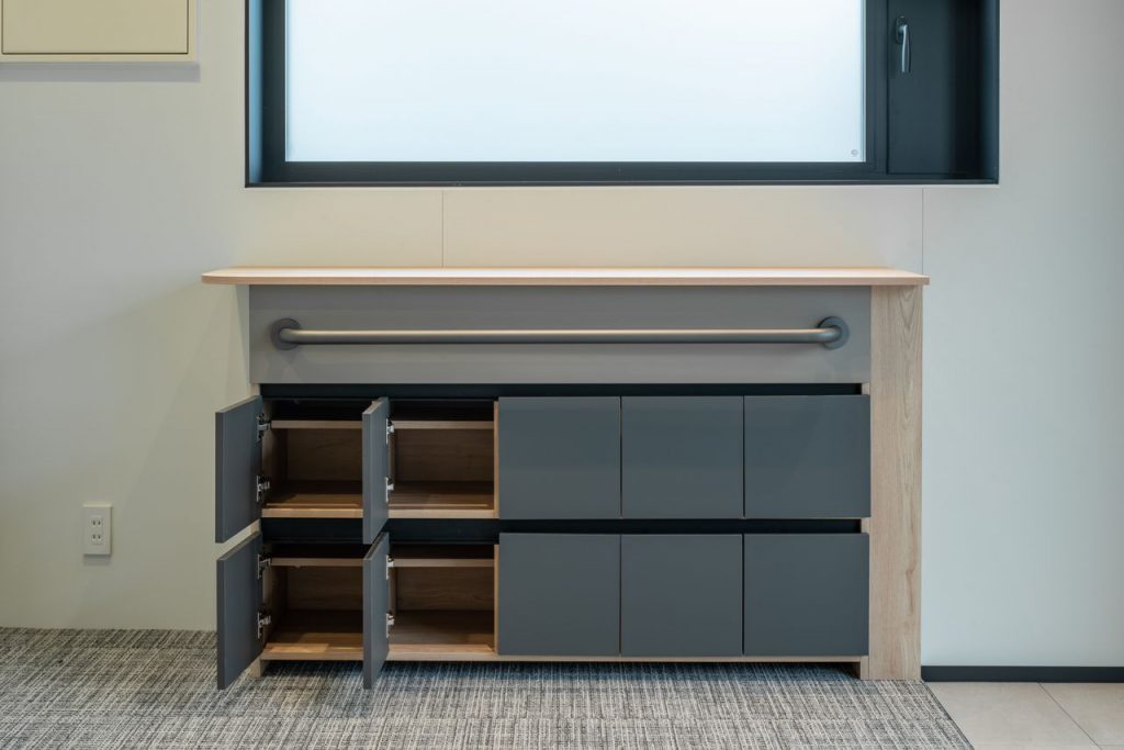 052 TAJ03941 下駄箱_ToLoLo