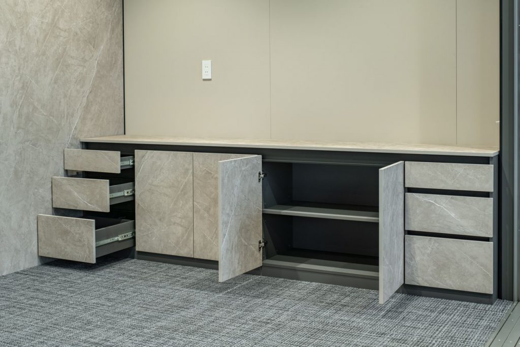 112 TAJ04040 ｶｳﾝﾀｰ収納_ToLoLo